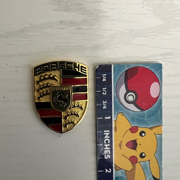 One Brand New 1 inch Diameter PORSCHE STUTTGART HOTROD Emblem - Picture 4 of 11